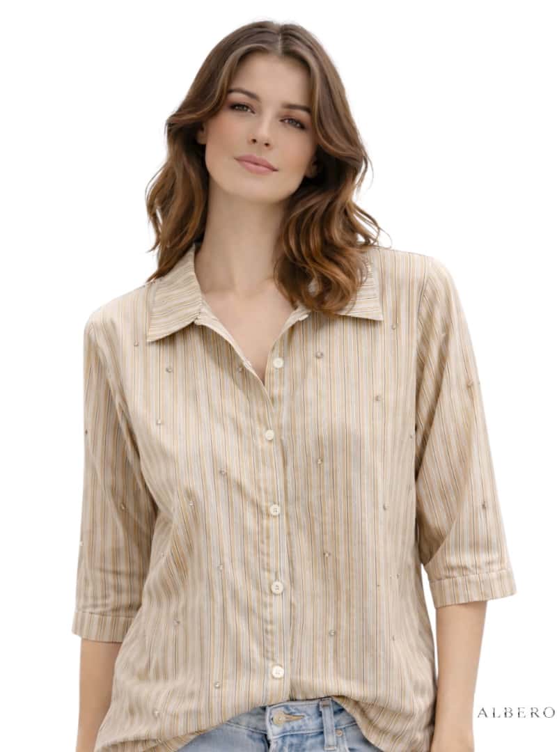 Camicia con applicazioni